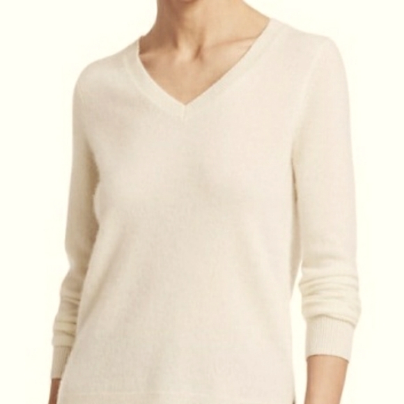 Saks Fifth Avenue Sweaters - Brand Saks Fifth Avenue, sizes XS-XL, color Oatmeal